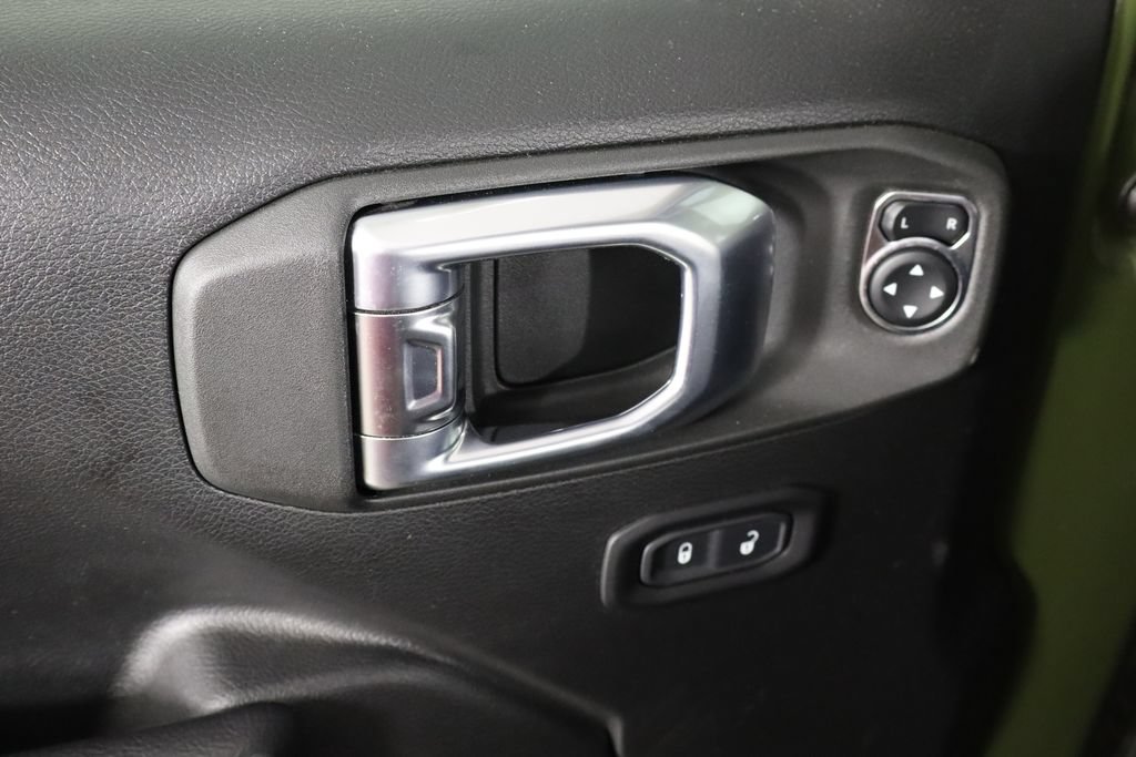 Used 2022 Jeep Wrangler Sport AWD/4WD image 20