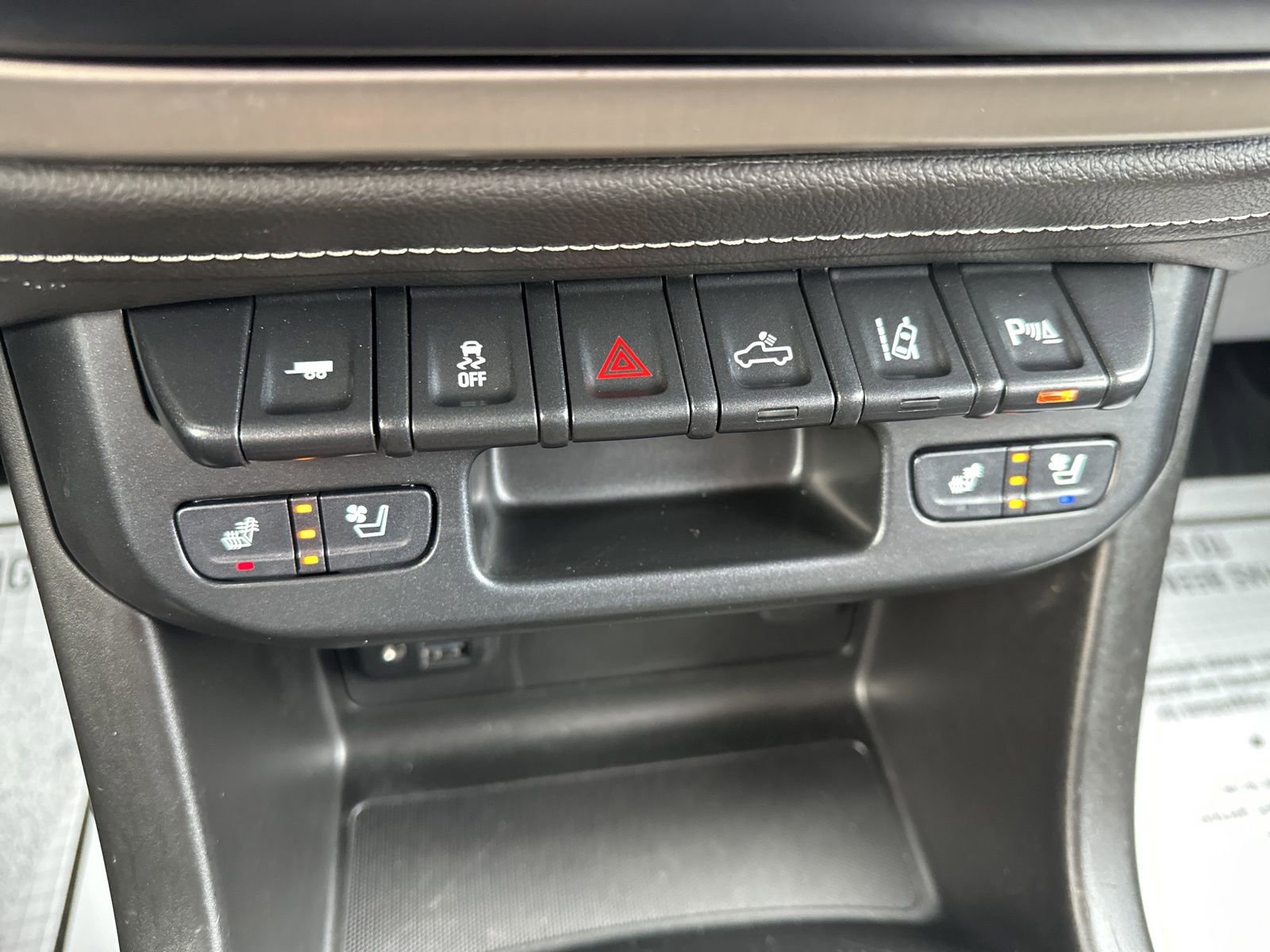 Used 2022 GMC Canyon Denali AWD/4WD image 59