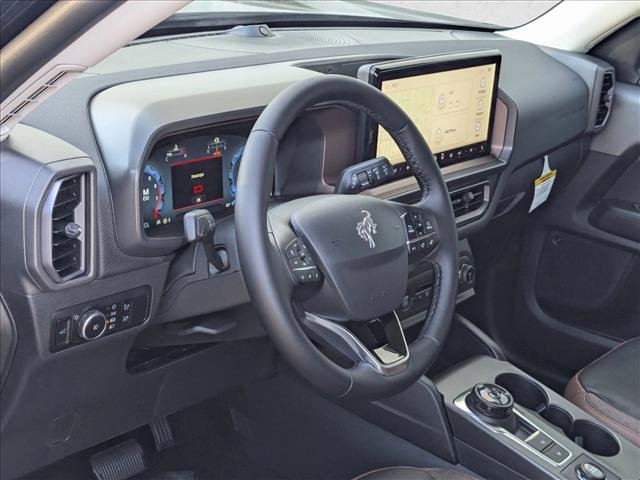 New 2025 Ford Bronco Sport Outer Banks w/ Outer Banks Tech Package+ AWD/4WD image 3