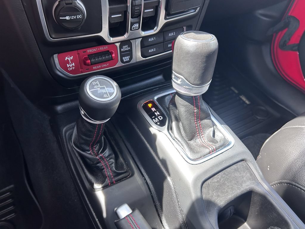 Used 2020 Jeep Gladiator Rubicon w/ Advanced Safety Group AWD/4WD image 28