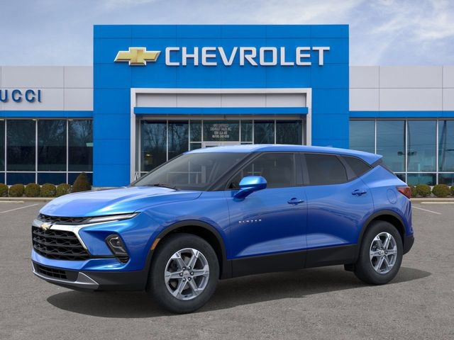 New 2026 Chevrolet Blazer LT FWD image 2