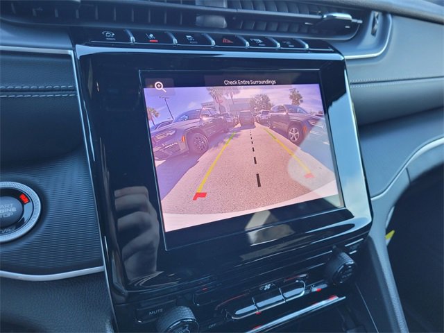 New 2025 Jeep Grand Cherokee Laredo w/ MOPAR Finishing Package image 32