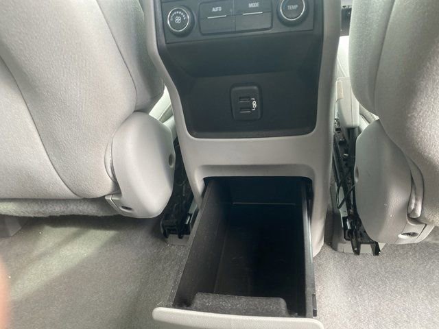 Used 2019 GMC Acadia SLE w/ Driver Alert Package I image 19