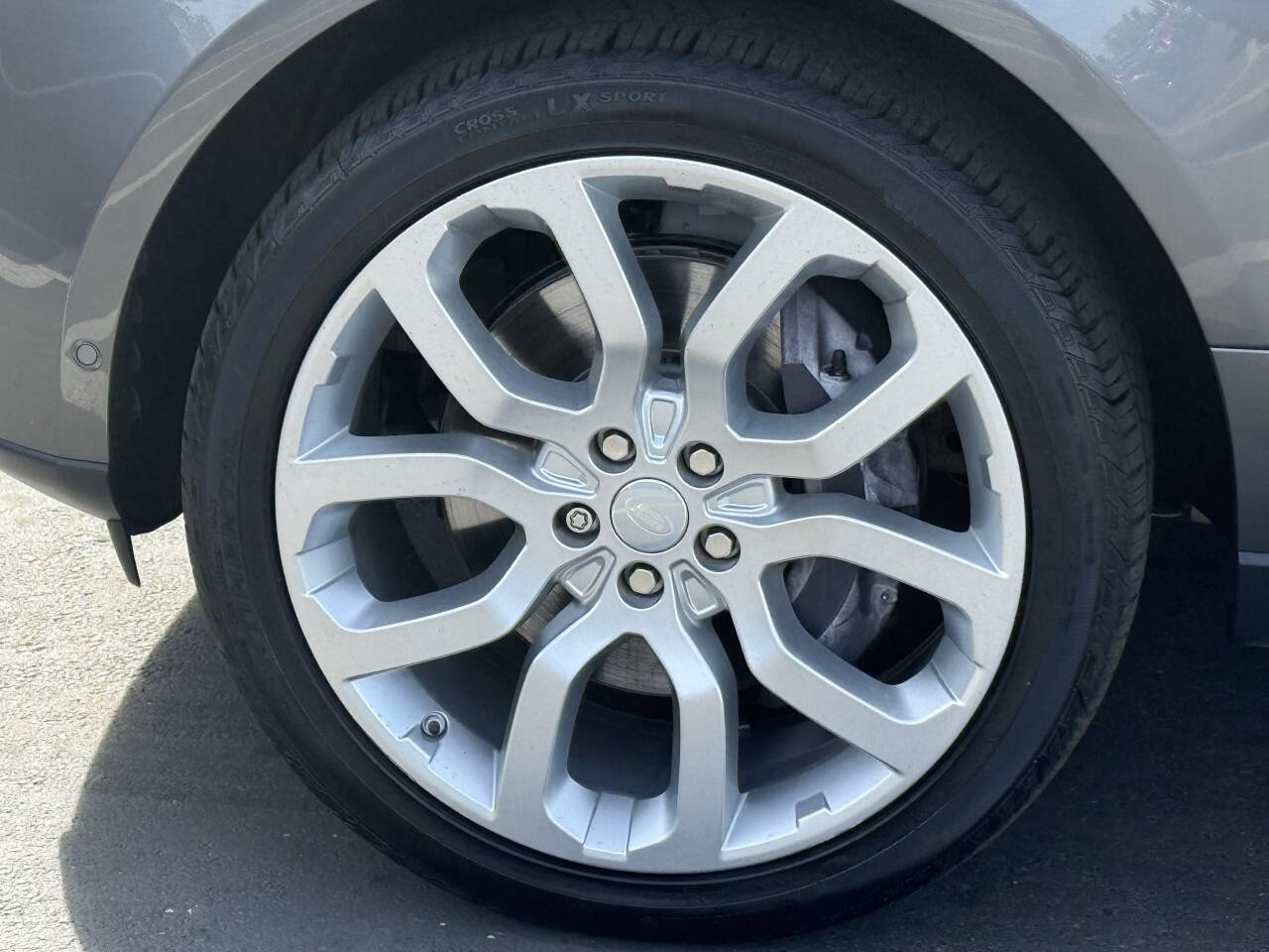 Used 2015 Land Rover Range Rover Supercharged image 16