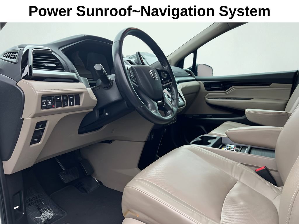 Used 2019 Honda Odyssey Elite image 2