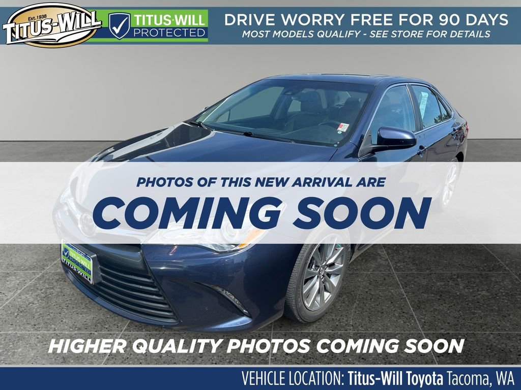 Used 2017 Toyota Camry XLE FWD image 3