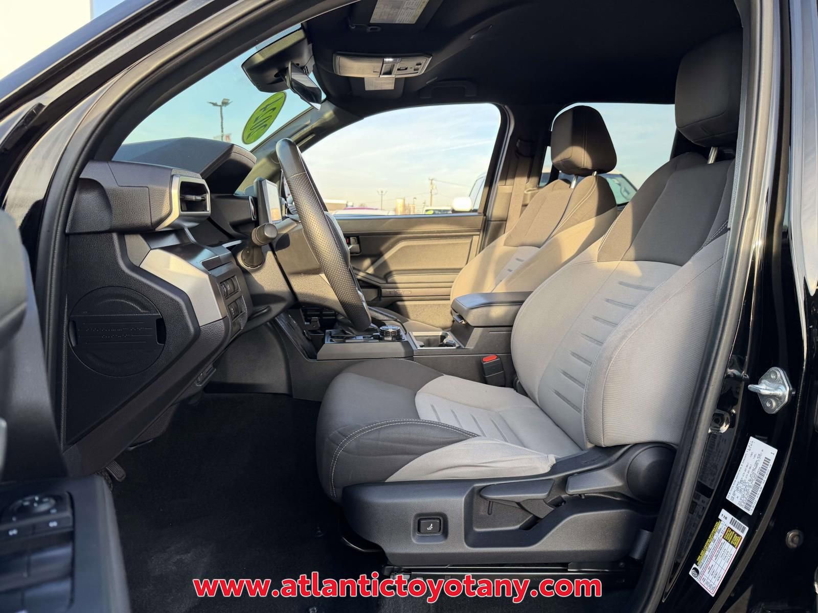 Used 2024 Toyota Tacoma TRD Off-Road image 13