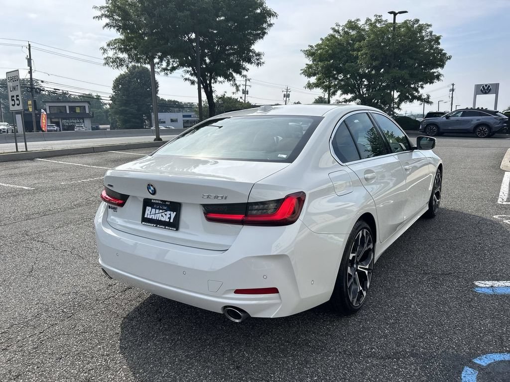 Used 2025 BMW 330i xDrive Sedan w/ M Sport Package AWD/4WD image 8
