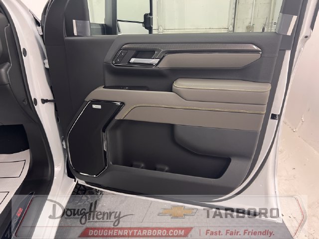 New 2026 Chevrolet Silverado 2500 ZR2 AWD/4WD image 39