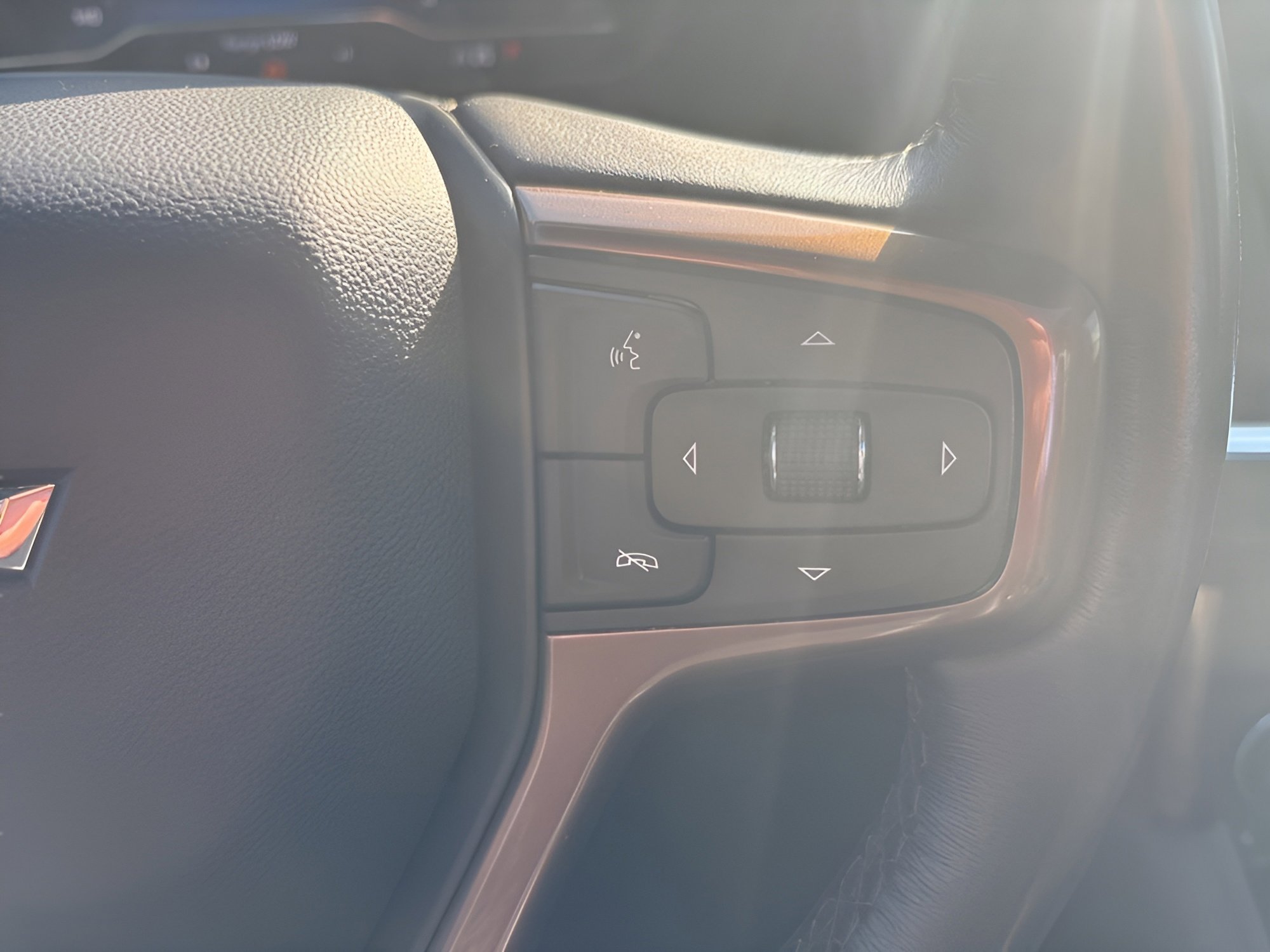 Used 2023 Chevrolet Suburban High Country AWD/4WD image 21