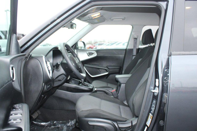 Used 2024 Kia Soul LX w/ Option Group 015 image 9