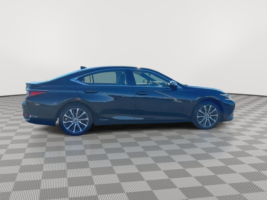 Used 2019 Lexus ES 300h w/ Premium Package image 9
