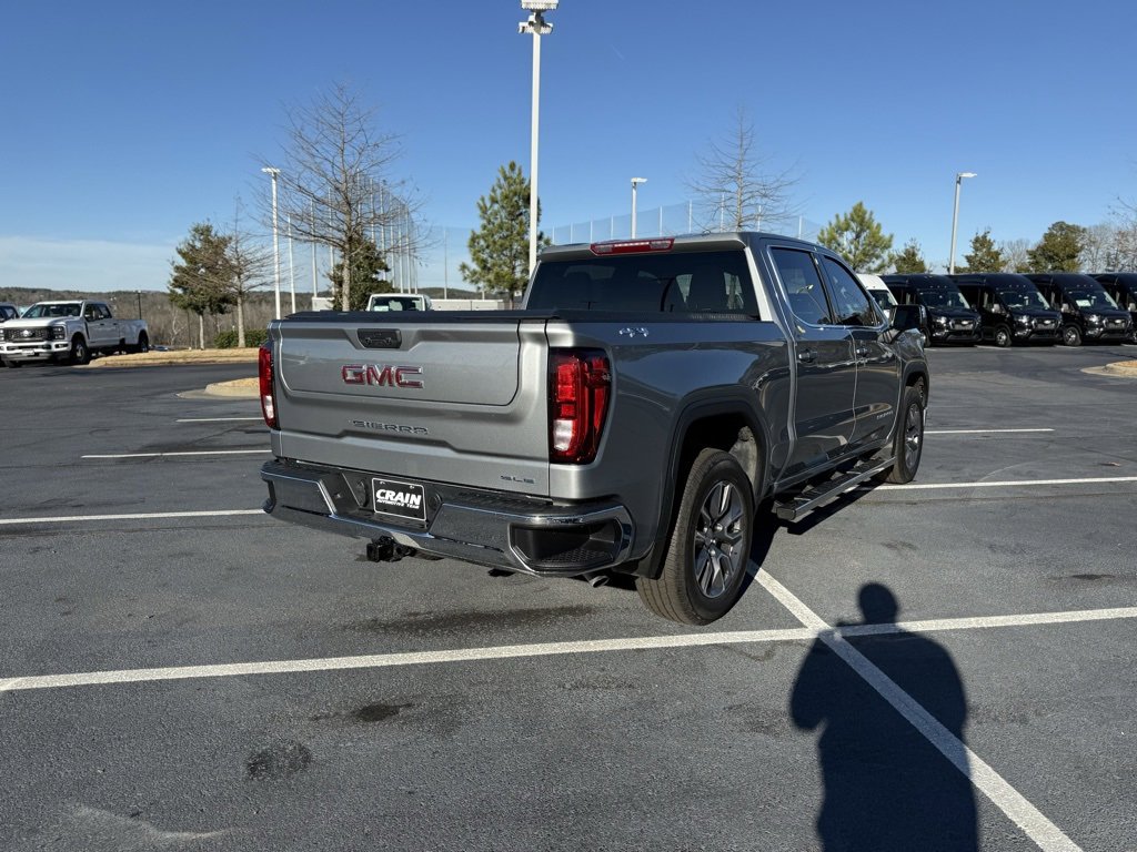 Used 2025 GMC Sierra 1500 SLE image 8