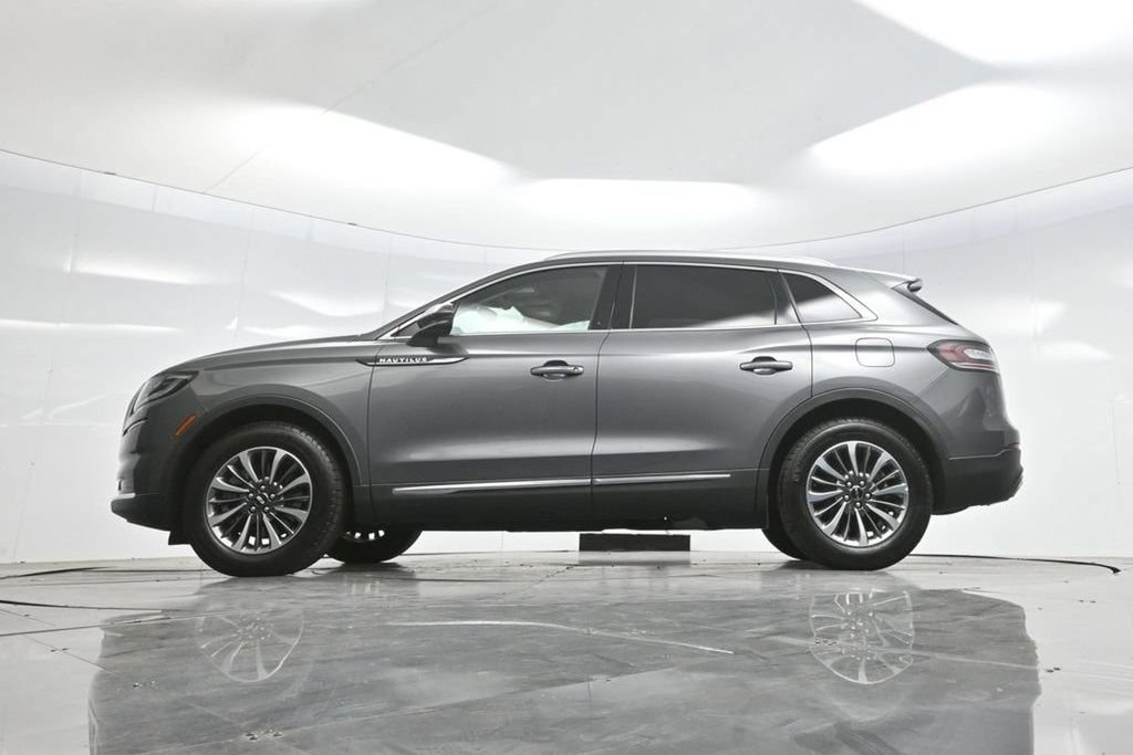 Used 2023 Lincoln Nautilus FWD w/ Premium Package image 70