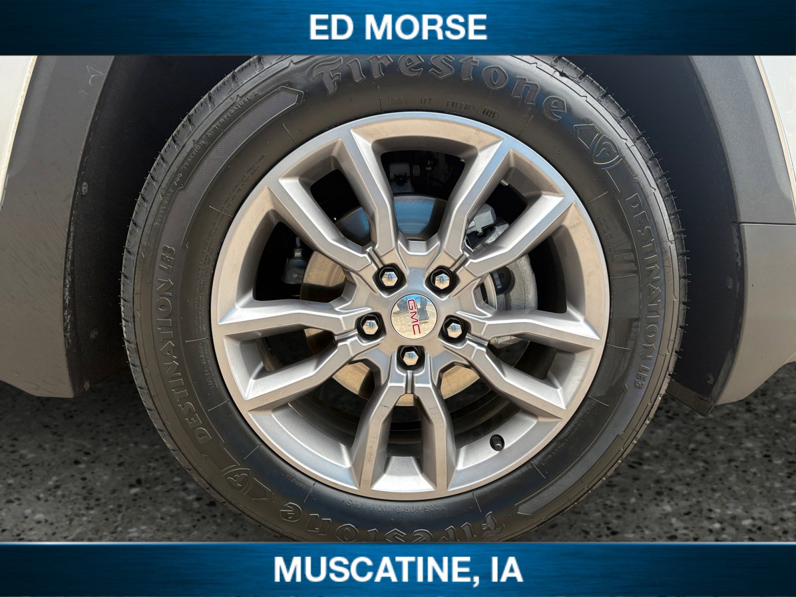 Used 2022 GMC Terrain SLT w/ Infotainment Package II image 12