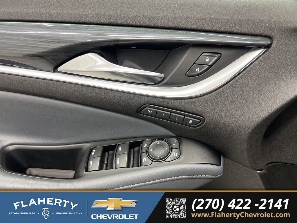 Used 2024 Buick Enclave Premium image 22