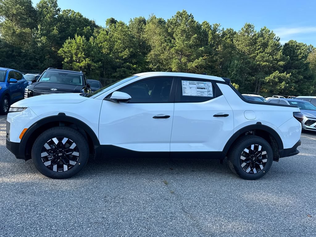 New 2026 Hyundai Santa Cruz SE FWD image 2