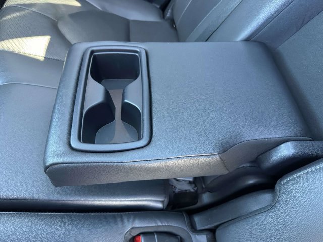 Used 2024 Toyota Grand Highlander AWD image 16