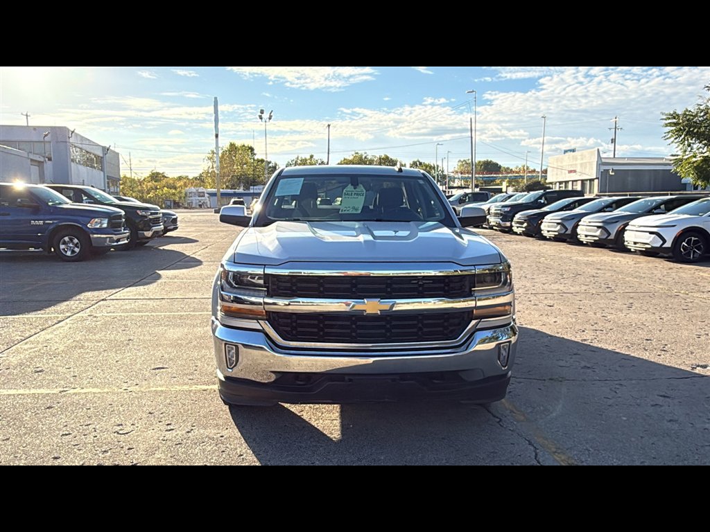Used 2018 Chevrolet Silverado 1500 LT image 30
