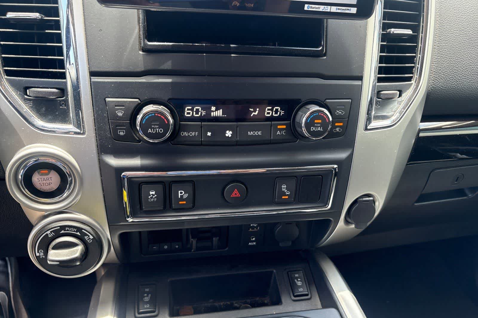 Used 2017 Nissan Titan SV AWD/4WD image 20