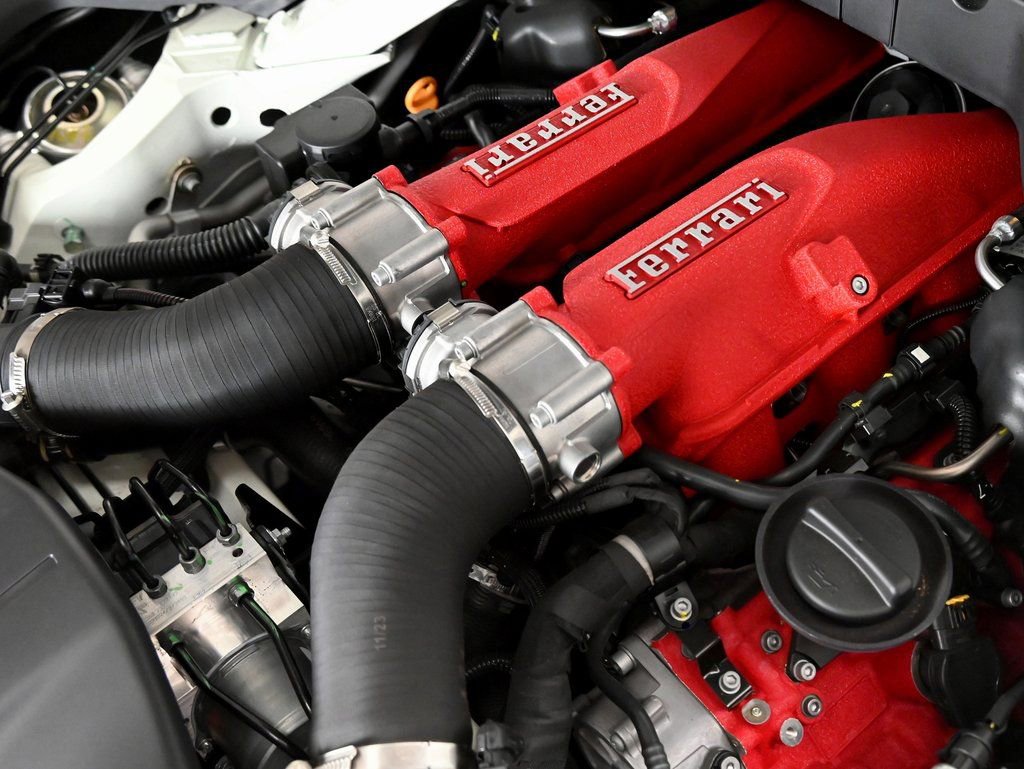Used 2024 Ferrari Roma RWD image 26