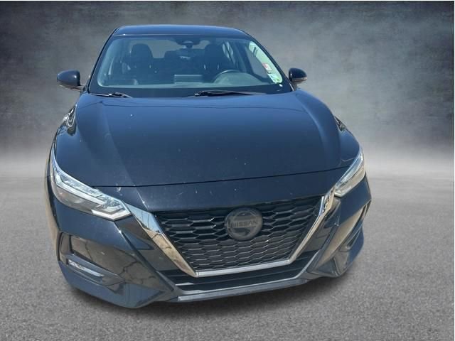 Used 2022 Nissan Sentra SR w/ Lighting Package FWD image 2