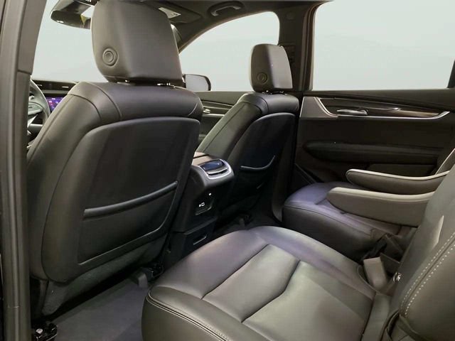 Used 2024 Cadillac XT6 Sport AWD/4WD image 32