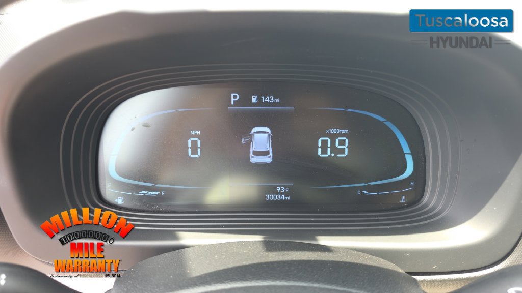 Used 2023 Hyundai Venue SEL FWD image 15