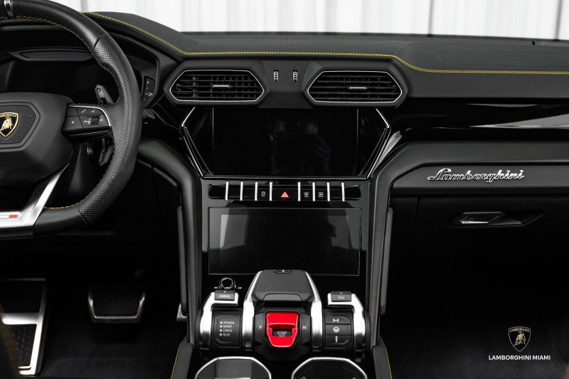 Used 2024 Lamborghini Urus S image 36