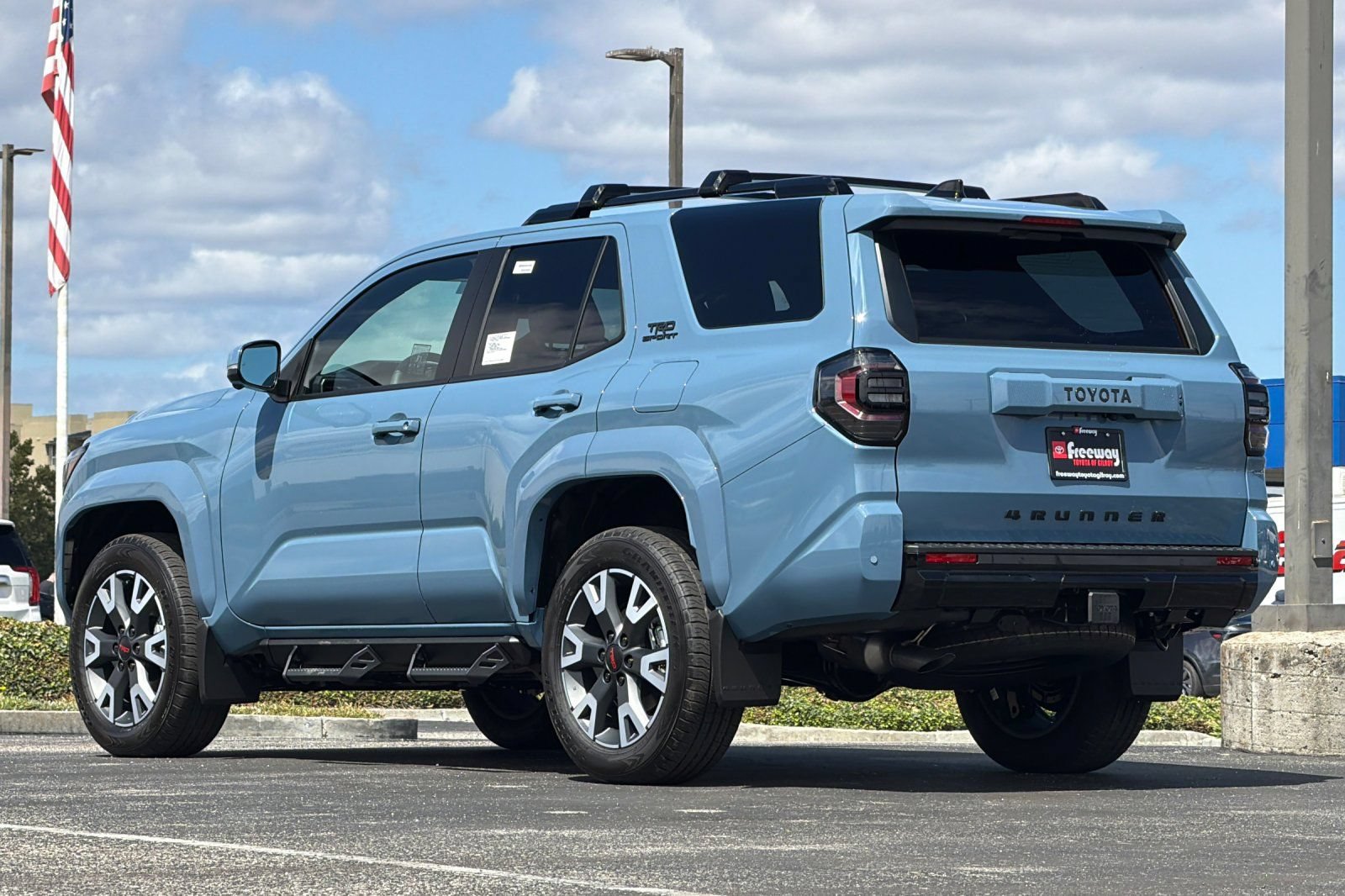 New 2026 Toyota 4Runner TRD Sport Premium AWD/4WD image 6