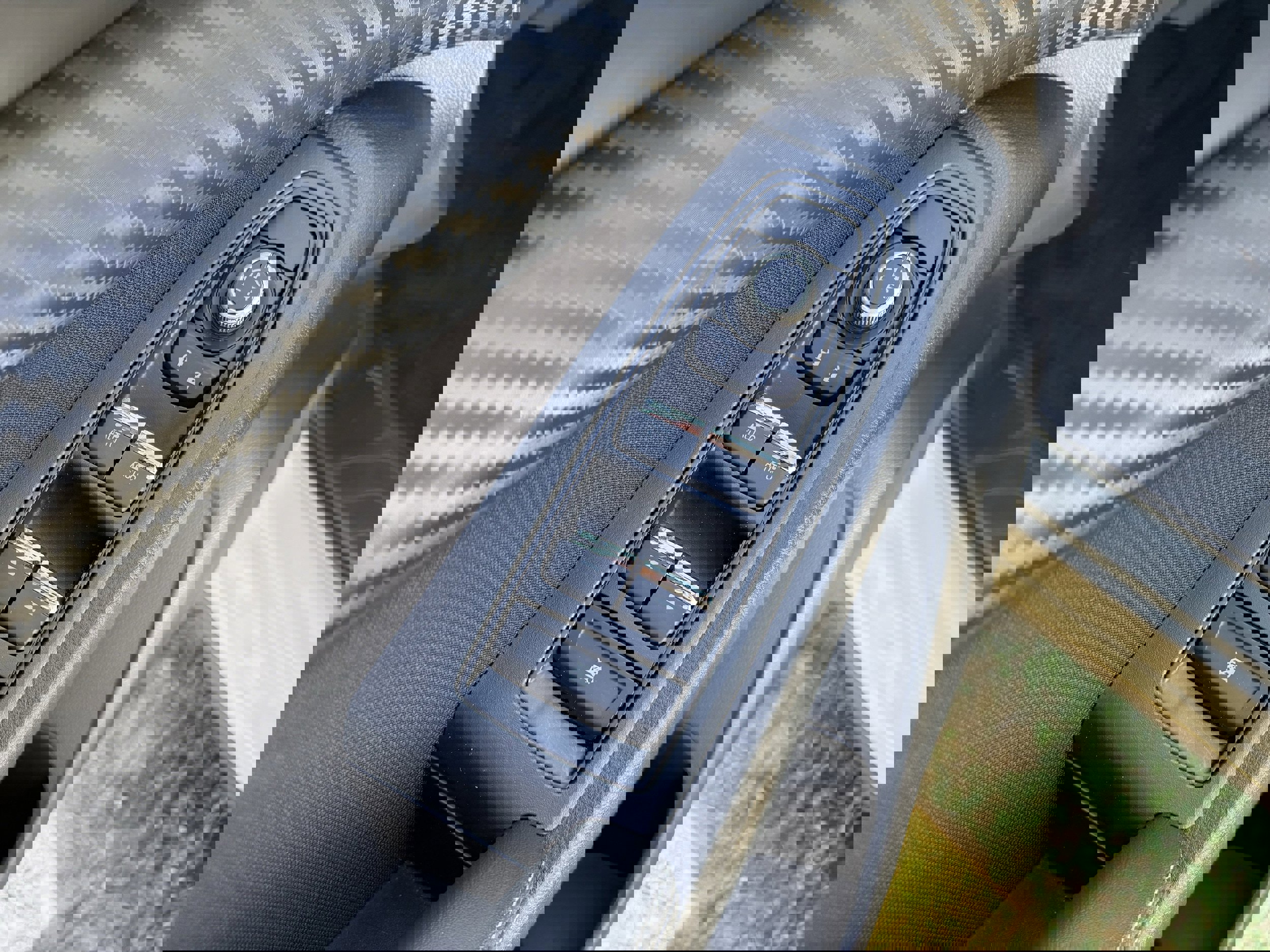 Certified 2025 Subaru Ascent Premium image 25