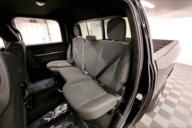 Used 2024 RAM 2500 Tradesman w/ Chrome Appearance Group image 24