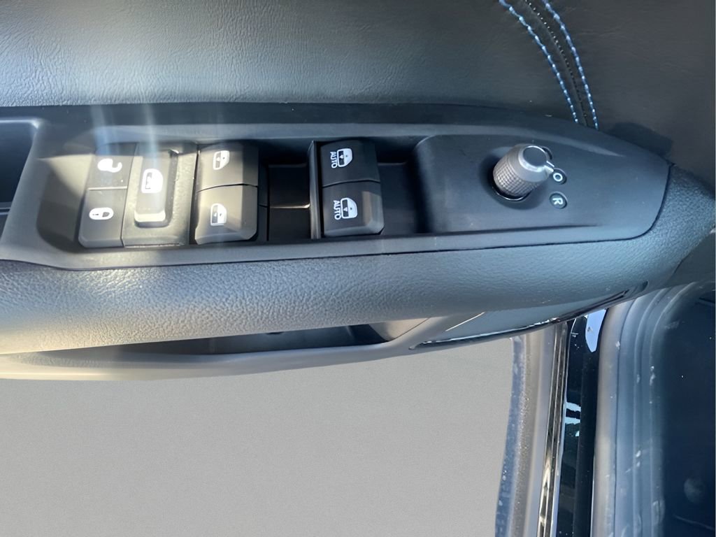 New 2026 Jeep Compass Limited image 6