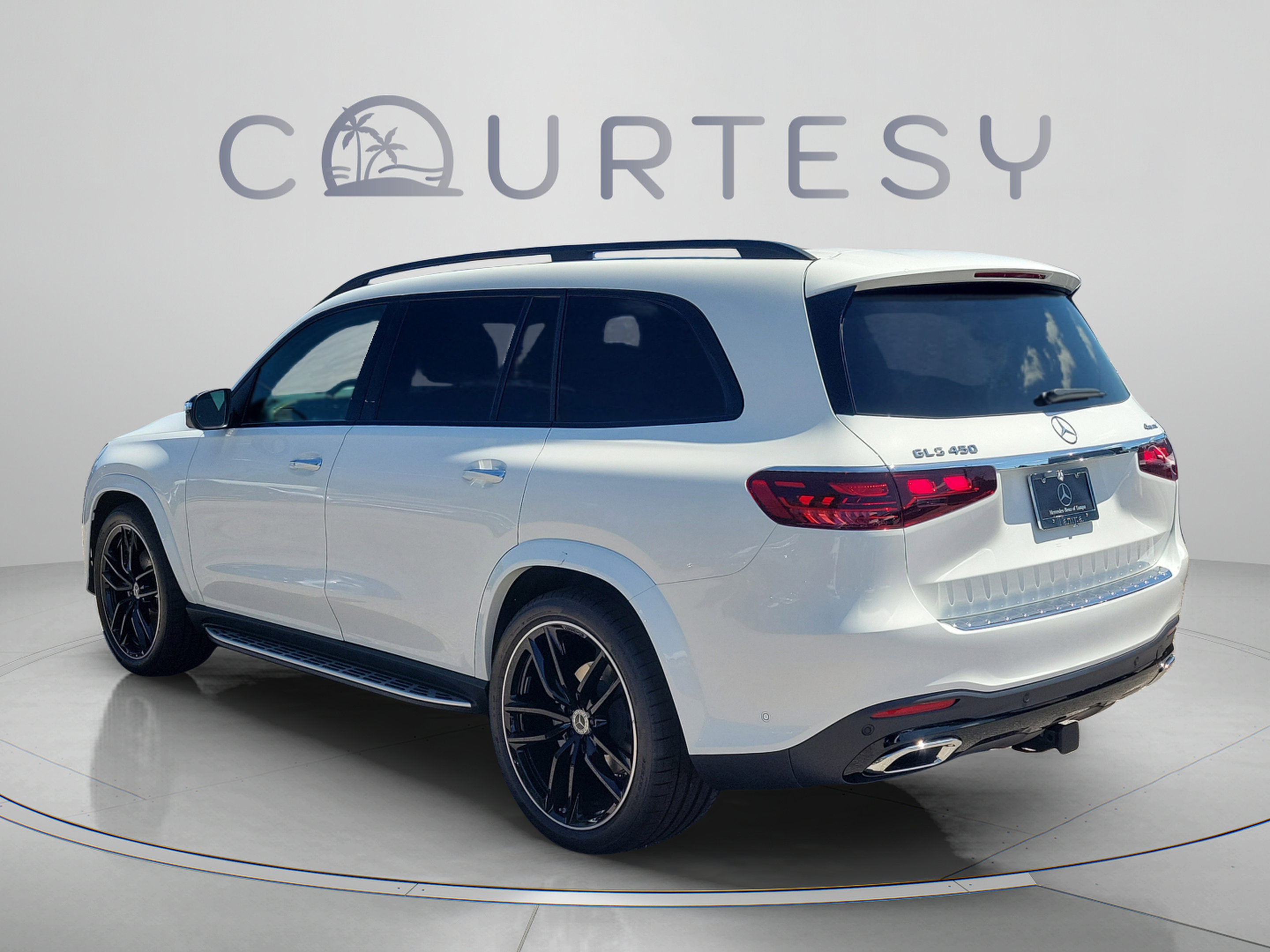 New 2026 Mercedes-Benz GLS 450 4MATIC image 2