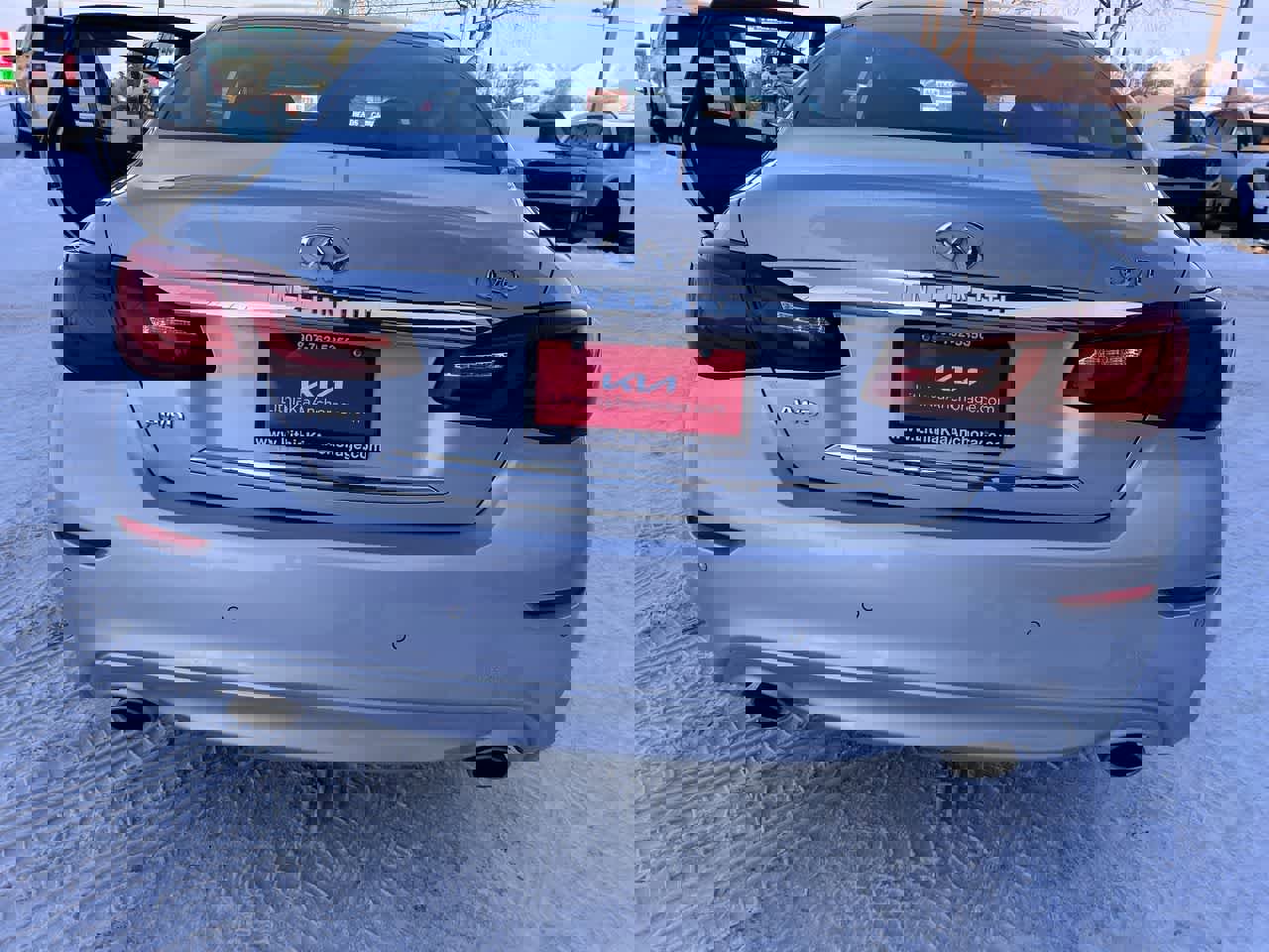 Used 2019 INFINITI Q70 Luxe image 27