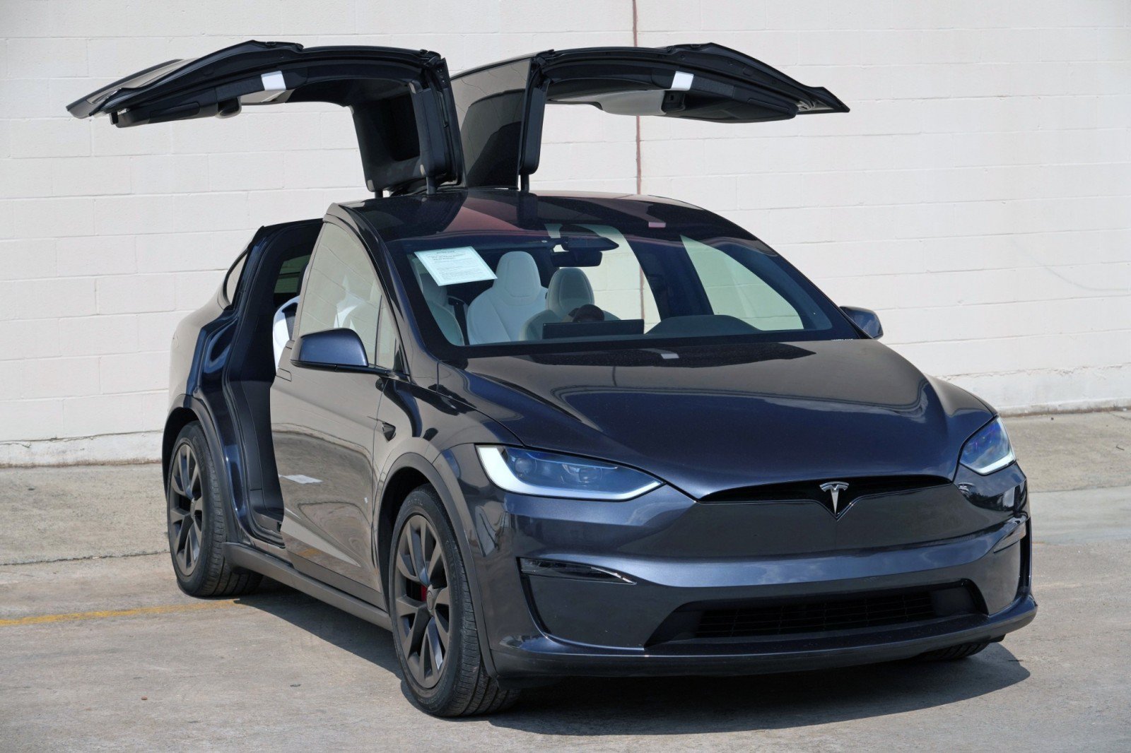 Used 2025 Tesla Model X Plaid AWD/4WD image 58