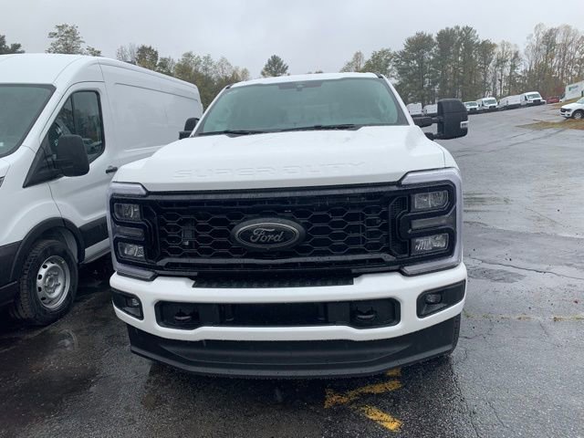New 2026 Ford F350 Lariat w/ Black Appearance Package image 12