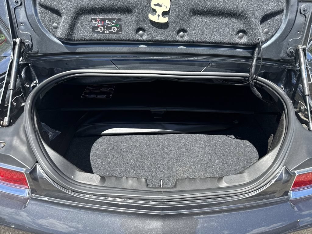 Used 2011 Chevrolet Camaro LT RWD image 21