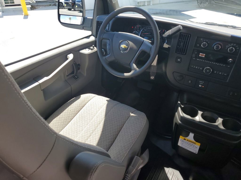 New 2026 Chevrolet Express 2500 w/ Driver Convenience Package image 11