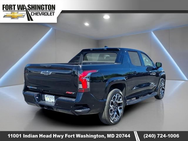 Used 2025 Chevrolet Silverado EV RST AWD/4WD image 2