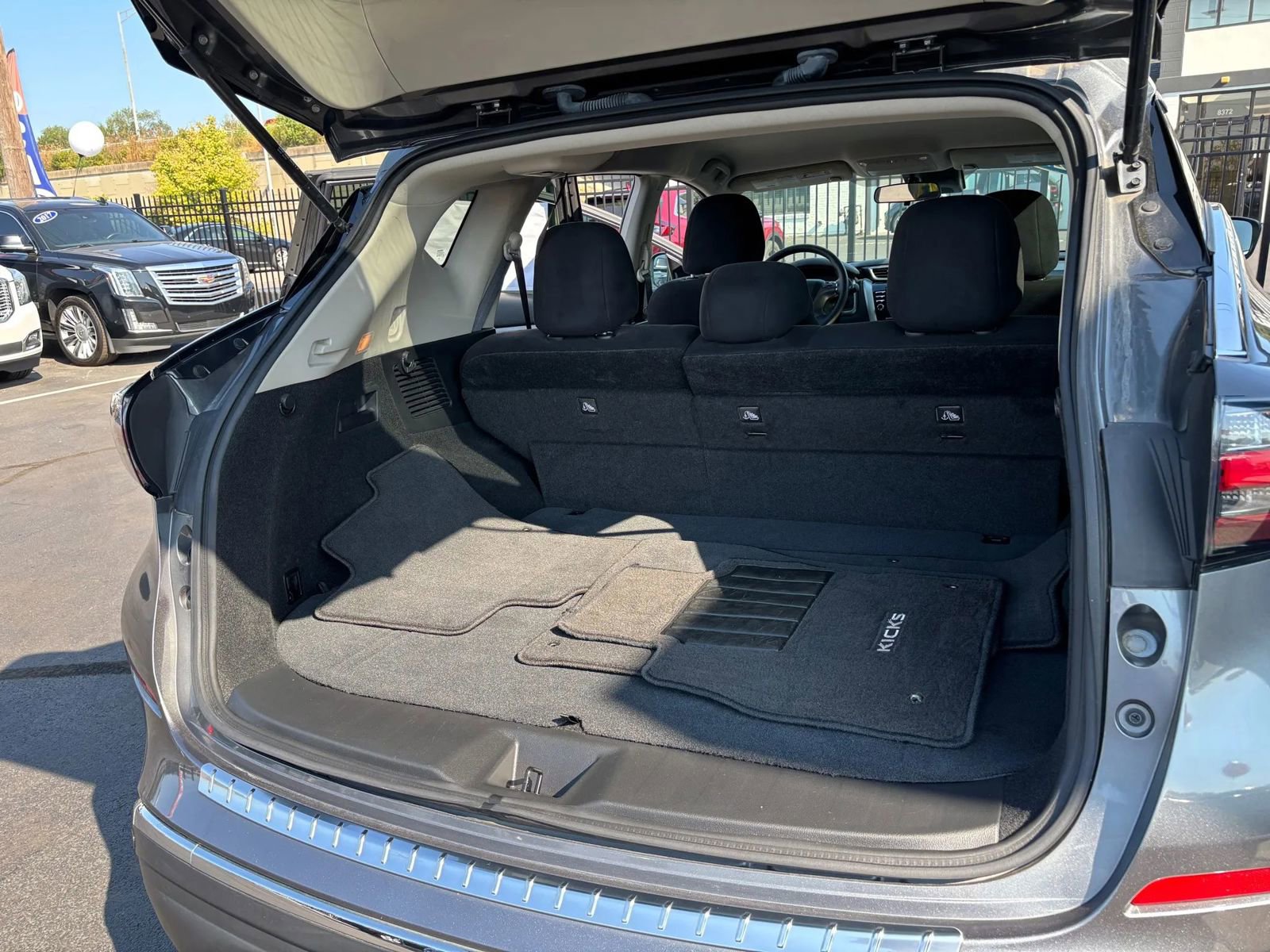 Used 2022 Nissan Murano S image 23