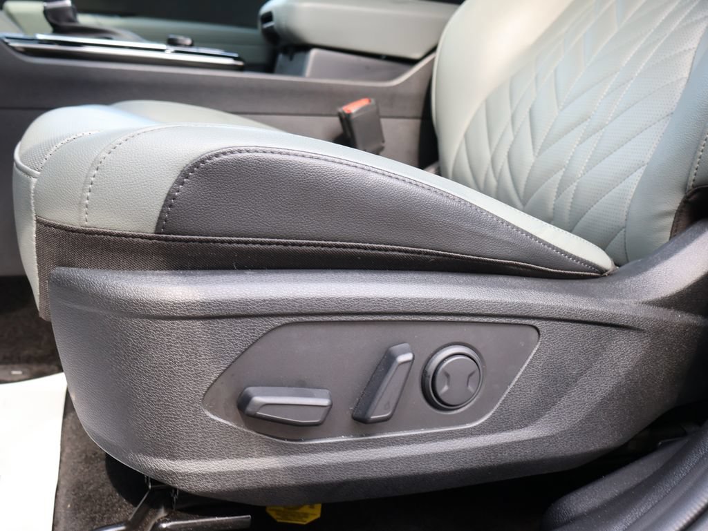 Used 2025 Kia Sportage X-Pro Prestige AWD/4WD image 16