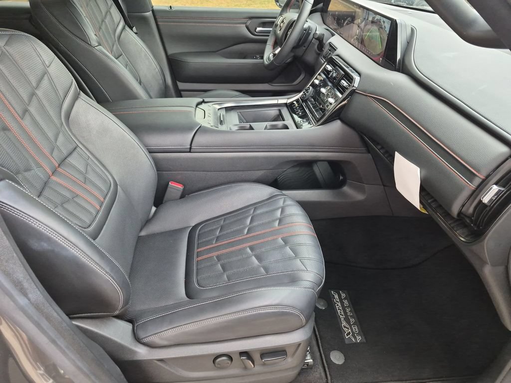Certified 2025 Nissan Armada PRO-4X AWD/4WD image 38