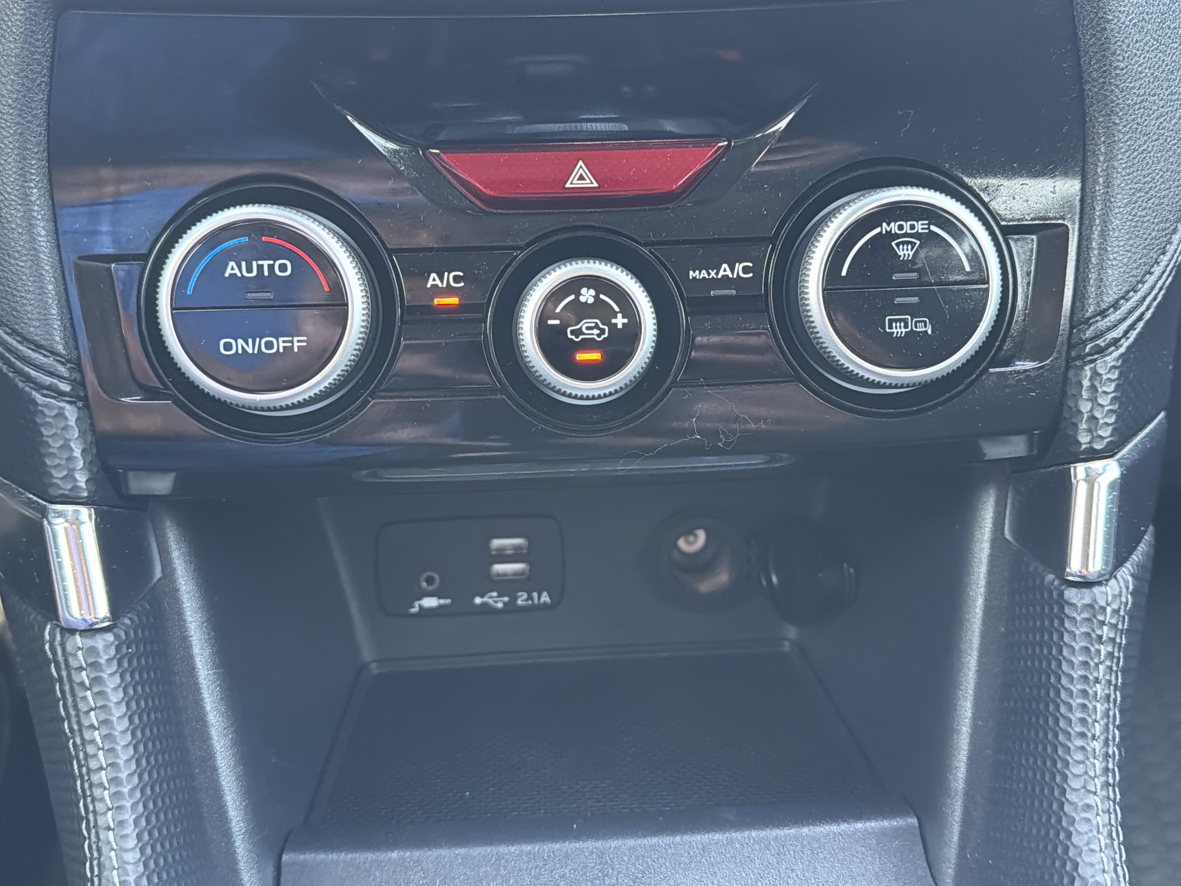 Used 2024 Subaru Forester Premium AWD/4WD image 21