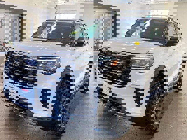 New 2026 Ford Explorer Active w/ Active Comfort Package image 4