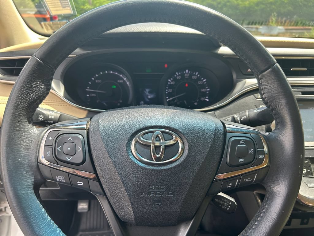Used 2018 Toyota Avalon XLE Premium w/ Carpet Mat Package FWD image 15