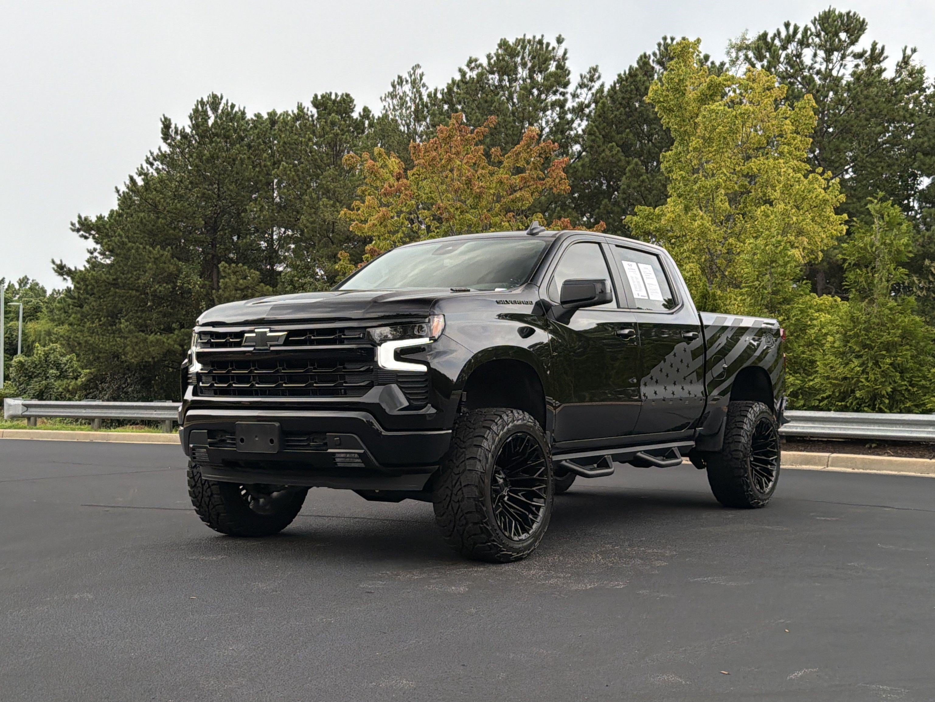 Used 2026 Chevrolet Silverado 1500 RST w/ Dark Appearance Package AWD/4WD image 15