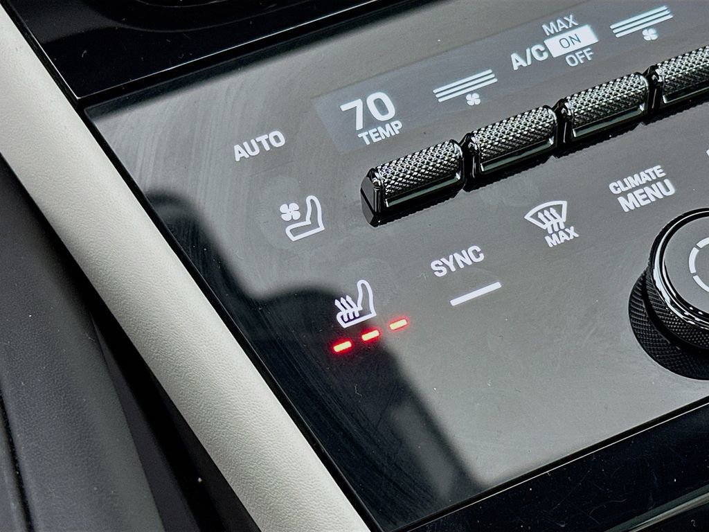 New 2025 Porsche Cayenne S image 23