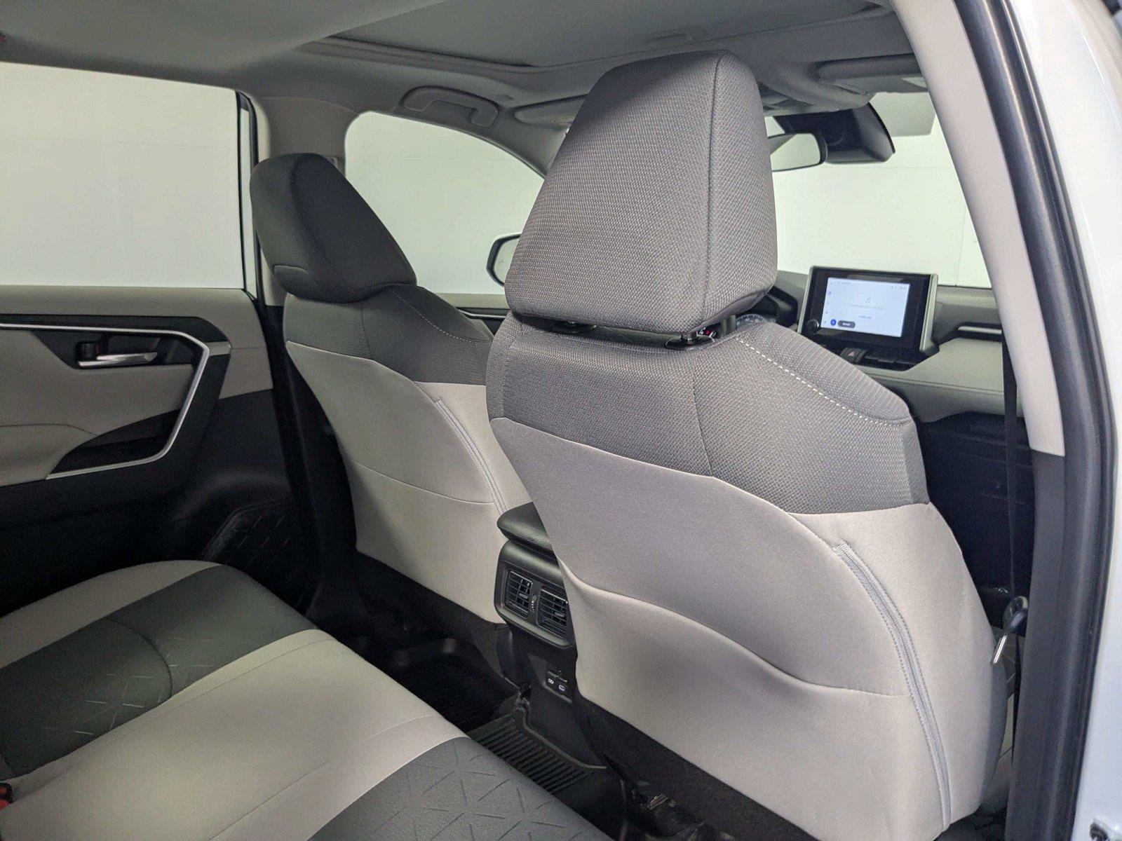 Certified 2025 Toyota RAV4 XLE w/ Convenience Package AWD/4WD image 31