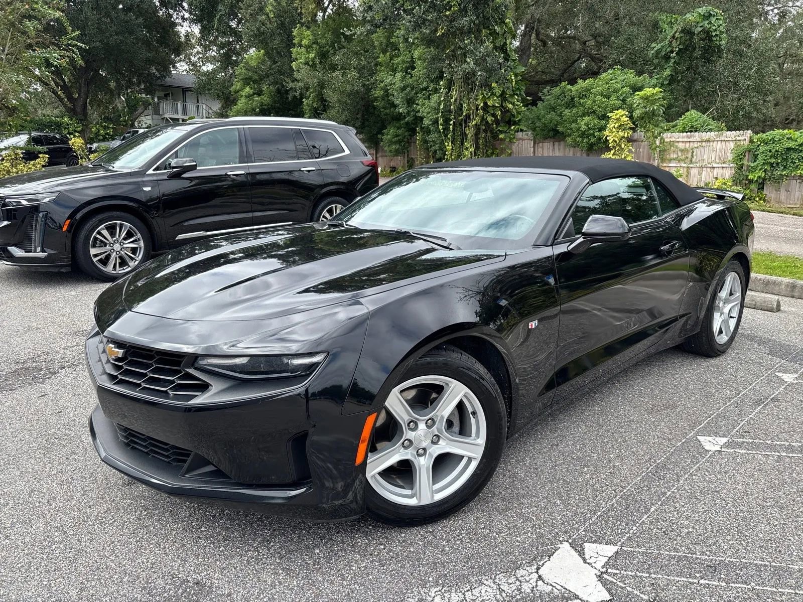 Used 2023 Chevrolet Camaro LT RWD image 2
